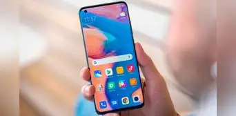 ¿Tienes un celular Xiaomi, Redmi o POCO? Este ajuste ayuda a tapar los 'huecos' en la pantalla ¿Tienes un celular Xiaomi, Redmi o POCO? Este ajuste ayuda a tapar los 'huecos' en la pantalla