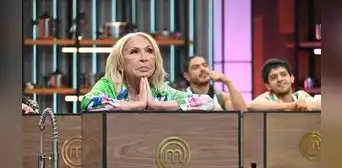 Laura Bozzo llama hipócritas a sus compañeros de MasterChef Celebrity y renuncia al reality Laura Bozzo llama hipócritas a sus compañeros de MasterChef Celebrity y renuncia al reality