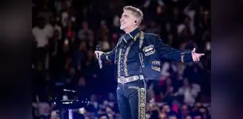 Alejandro Fernández extiende su gira en homenaje a su padre Vicente Fernández: entérate cómo conseguir boletos