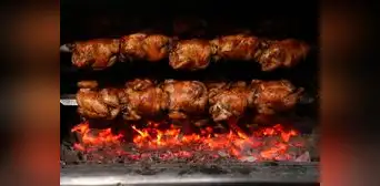 ¿Sabías que hay un restaurante que ofrece pollo a la brasa ilimitado más papas a S/23,90? Conoce cómo llegar ¿Sabías que hay un restaurante que ofrece pollo a la brasa ilimitado más papas a S/23,90? Conoce cómo llegar