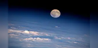 Un lunasticio está por ocurrir tras 18 años: lo que pasa con la Luna y la Tierra en la 'gran parada lunar' Un lunasticio está por ocurrir tras 18 años: lo que pasa con la Luna y la Tierra en la 'gran parada lunar'