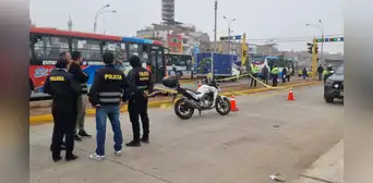 Comas: peatones encuentran cuerpo sin vida en avenida Universitaria que habría sido abandonado por delincuentes
