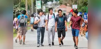 Más de un millón y medio de jóvenes peruanos ni estudian ni trabajan Más de un millón y medio de jóvenes peruanos ni estudian ni trabajan