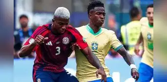 ¿Quién es Jeyland Mitchell, el costarricense de 19 años que anuló a los delanteros de Brasil? ¿Quién es Jeyland Mitchell, el costarricense de 19 años que anuló a los delanteros de Brasil?