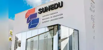 Las 5 universidades de Perú que buscan licenciamiento de Sunedu: una sigue otorgando títulos profesionales Las 5 universidades de Perú que buscan licenciamiento de Sunedu: una sigue otorgando títulos profesionales