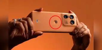 ¿Tienes un teléfono Motorola? Esto ocurre si tocas dos veces la parte trasera y así se configura el gesto ¿Tienes un teléfono Motorola? Esto ocurre si tocas dos veces la parte trasera y así se configura el gesto