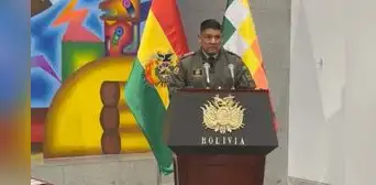 Arce cambia comandante general del Ejército de Bolivia tras intento de golpe de Estado de Juan Jose Zuñiga Arce cambia comandante general del Ejército de Bolivia tras intento de golpe de Estado de Juan Jose Zuñiga