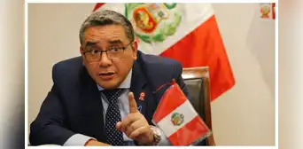 Ministro del Interior: “Al menos diez generales de la PNP serán relevados de sus cargos” Ministro del Interior: “Al menos diez generales de la PNP serán relevados de sus cargos”