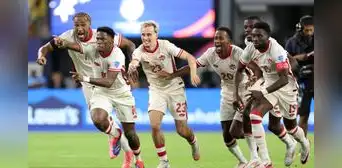 Canadá hace historia al vencer a Venezuela por penales y clasificar a semifinales de la Copa América Canadá hace historia al vencer a Venezuela por penales y clasificar a semifinales de la Copa América