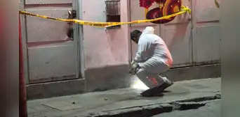Detonan explosivo en la puerta de tienda de juguetes en Cercado de Lima y testigos denuncian extorsión Detonan explosivo en la puerta de tienda de juguetes en Cercado de Lima y testigos denuncian extorsión