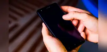 ¿Qué son los celulares de tipo ‘maqueta’ y cómo podrás detectar que te quieren vender uno así?