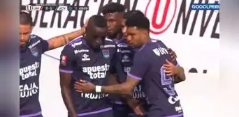 Universitario perdió 1-0 contra César Vallejo y cierra gira de amistosos previo al inicio del Clausura Universitario perdió 1-0 contra César Vallejo y cierra gira de amistosos previo al inicio del Clausura