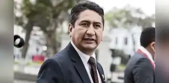Vladimir Cerrón solicita al Poder Judicial que se archive denuncia en su contra por el caso Antalsis Vladimir Cerrón solicita al Poder Judicial que se archive denuncia en su contra por el caso Antalsis