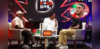 Carrillo reveló que Farfán le pegó a un periodista de iniciales C. G. frente a Gareca y Oblitas Carrillo reveló que Farfán le pegó a un periodista de iniciales C. G. frente a Gareca y Oblitas