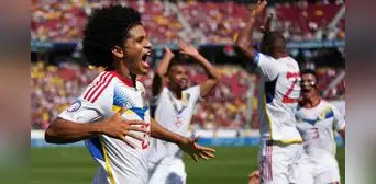 Eduard Bello despierta interés del Barcelona tras su destacada Copa América 2024 con la Vinotinto Eduard Bello despierta interés del Barcelona tras su destacada Copa América 2024 con la Vinotinto