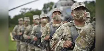 ¿De cuánto es la multa por no inscribirse en el registro militar obligatorio antes de los 18 años?