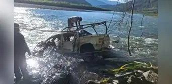 Policía y voluntarios recuperan cuerpo de ingeniero en Cusco tras más de 50 días de caer de una camioneta al río Vilcanota Policía y voluntarios recuperan cuerpo de ingeniero en Cusco tras más de 50 días de caer de una camioneta al río Vilcanota