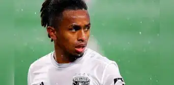 Yordy Reyna no continuaría en el Torpedo FC, ¿cuál será el próximo destino del delantero peruano? Yordy Reyna no continuaría en el Torpedo FC, ¿cuál será el próximo destino del delantero peruano?