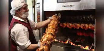 Más de 5.000 platos de pollo a la brasa serán regalados por el Día del Pollo a la Brasa Más de 5.000 platos de pollo a la brasa serán regalados por el Día del Pollo a la Brasa