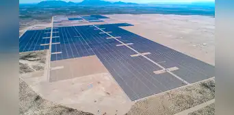 El país de América Latina que superó a Chile con la central solar más grande en la región y la tercera en el mundo El país de América Latina que superó a Chile con la central solar más grande en la región y la tercera en el mundo