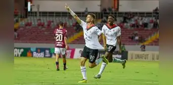 ¡La Liga es campeón! Alajuelense venció a Saprissa y se quedó con la Recopa de Costa Rica ¡La Liga es campeón! Alajuelense venció a Saprissa y se quedó con la Recopa de Costa Rica