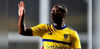 Advíncula reveló el objetivo de Boca y desató la locura en los hinchas: "Vas a ser ídolo"