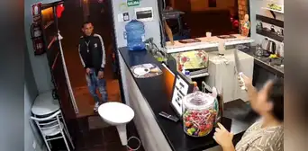 Mujer embarazada se enfrenta a delincuentes armados en Huacho para evitar asalto de su negocio Mujer embarazada se enfrenta a delincuentes armados en Huacho para evitar asalto de su negocio