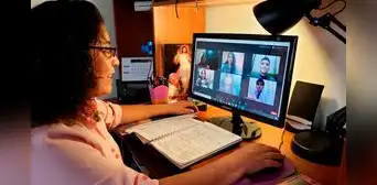 Congreso aprueba ley que permite que estudiantes puedan llevar clases 100% virtuales en universidades Congreso aprueba ley que permite que estudiantes puedan llevar clases 100% virtuales en universidades