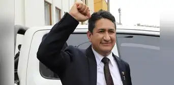 Poder Judicial dicta 12 meses de prisión preventiva contra Vladimir Cerrón por caso Antalsis Poder Judicial dicta 12 meses de prisión preventiva contra Vladimir Cerrón por caso Antalsis