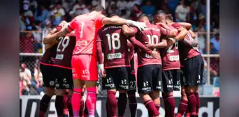 Calcaterra no es el único: la GRAN BAJA que tendrá Fabián Bustos de cara al clásico ante Alianza Lima Calcaterra no es el único: la GRAN BAJA que tendrá Fabián Bustos de cara al clásico ante Alianza Lima