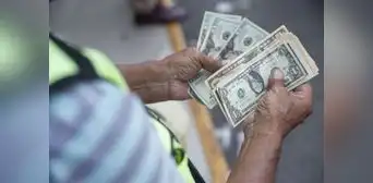 Tipo de cambio: dólar inicia al alza sobre los S/3,7712 este miércoles 24 de julio Tipo de cambio: dólar inicia al alza sobre los S/3,7712 este miércoles 24 de julio