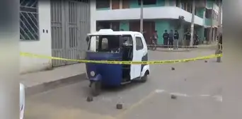 Balacera en Puente Piedra deja un fallecido: víctima se encontraba dentro de una mototaxi Balacera en Puente Piedra deja un fallecido: víctima se encontraba dentro de una mototaxi