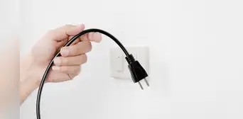 ¿Qué electrodoméstico consume más energía en tu casa? Desenchúfalo y ahorra en tu factura de luz ¿Qué electrodoméstico consume más energía en tu casa? Desenchúfalo y ahorra en tu factura de luz