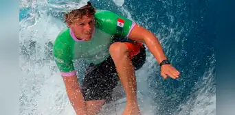 México hace historia en el surf olímpico: Alan Cleland avanzó a octavos de final en los Juegos Olímpicos París 2024