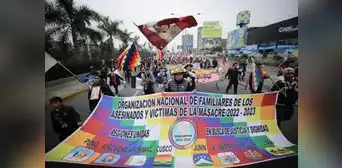 Por tercer día, deudos de caídos en protestas sociales exigen justicia Por tercer día, deudos de caídos en protestas sociales exigen justicia