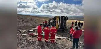 Accidente en Ayacucho: 3 muertos y 29 heridos deja otro despiste de bus Accidente en Ayacucho: 3 muertos y 29 heridos deja otro despiste de bus