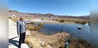 Esta es la preocupante situación del Titicaca, el mayor lago de Sudamérica que pierde centímetros cada mes Esta es la preocupante situación del Titicaca, el mayor lago de Sudamérica que pierde centímetros cada mes
