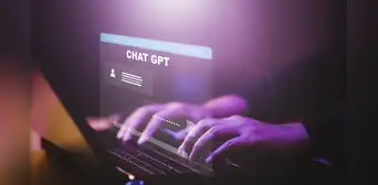 ChatGPT: qué son los prompts y qué fallas deberías evitar para sacar el máximo provecho a la IA ChatGPT: qué son los prompts y qué fallas deberías evitar para sacar el máximo provecho a la IA