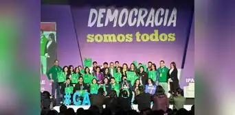 Estudiantes UPN triunfan en el Desafío CADE Universitario 2024 Estudiantes UPN triunfan en el Desafío CADE Universitario 2024