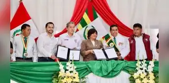 Suscriben contrato para masificar el gas natural en Quillabamba Suscriben contrato para masificar el gas natural en Quillabamba