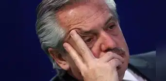 Medios argentinos difunden chats que evidenciarían agresiones de Alberto Fernández a Fabiola Yañez Medios argentinos difunden chats que evidenciarían agresiones de Alberto Fernández a Fabiola Yañez