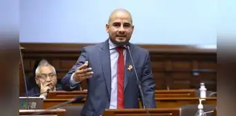 Bancada de Fuerza Popular elige a Arturo Alegría como nuevo vocero