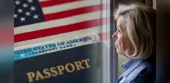 Mujer estadounidense pierde ciudadanía americana y beneficios del Seguro Social al realizar un trámite en Florida