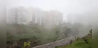 Senamhi advierte alerta naranja en 15 regiones del Perú: riesgo climático durará más de 60 horas