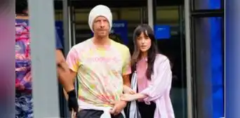 Dakota Johnson y Chris Martin desmienten ruptura: "Estamos felices juntos" Dakota Johnson y Chris Martin desmienten ruptura: "Estamos felices juntos"