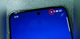 ¿Por qué sale un ícono de luna en la pantalla de tu celular? Su presencia debería preocuparte ¿Por qué sale un ícono de luna en la pantalla de tu celular? Su presencia debería preocuparte