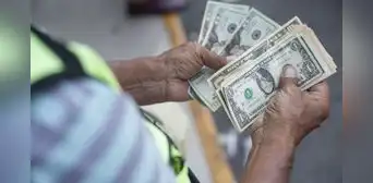 Dólar abre a la baja hoy, lunes 19 de agosto, con S/3,7322