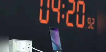 Cómo funciona la carga más rápida del mundo: un teléfono al 100% en menos de 5 minutos