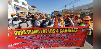 Obreros de construcción civil protestan por más de 20 asesinatos de dirigentes en Lima, Piura, Trujillo y Arequipa Obreros de construcción civil protestan por más de 20 asesinatos de dirigentes en Lima, Piura, Trujillo y Arequipa