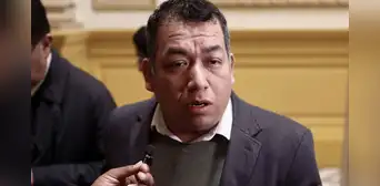 Darwin Espinoza pierde el control y arremete contra la prensa tras supuesta pelea de su esposa: "Son chismes baratos" Darwin Espinoza pierde el control y arremete contra la prensa tras supuesta pelea de su esposa: "Son chismes baratos"